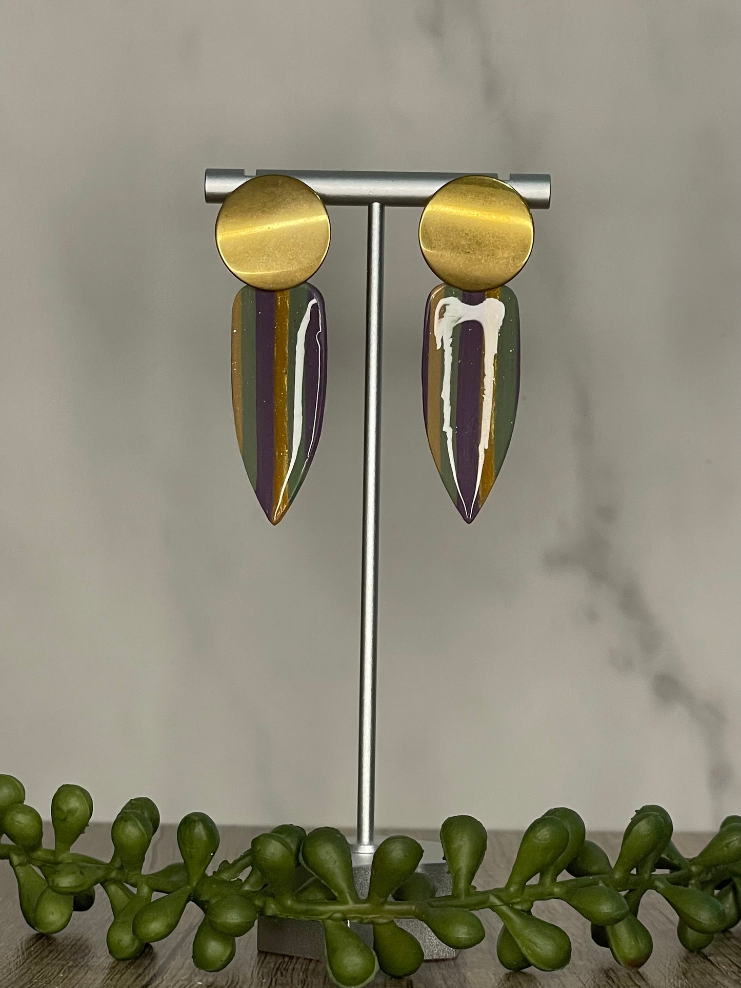 Elegant dagger earrings