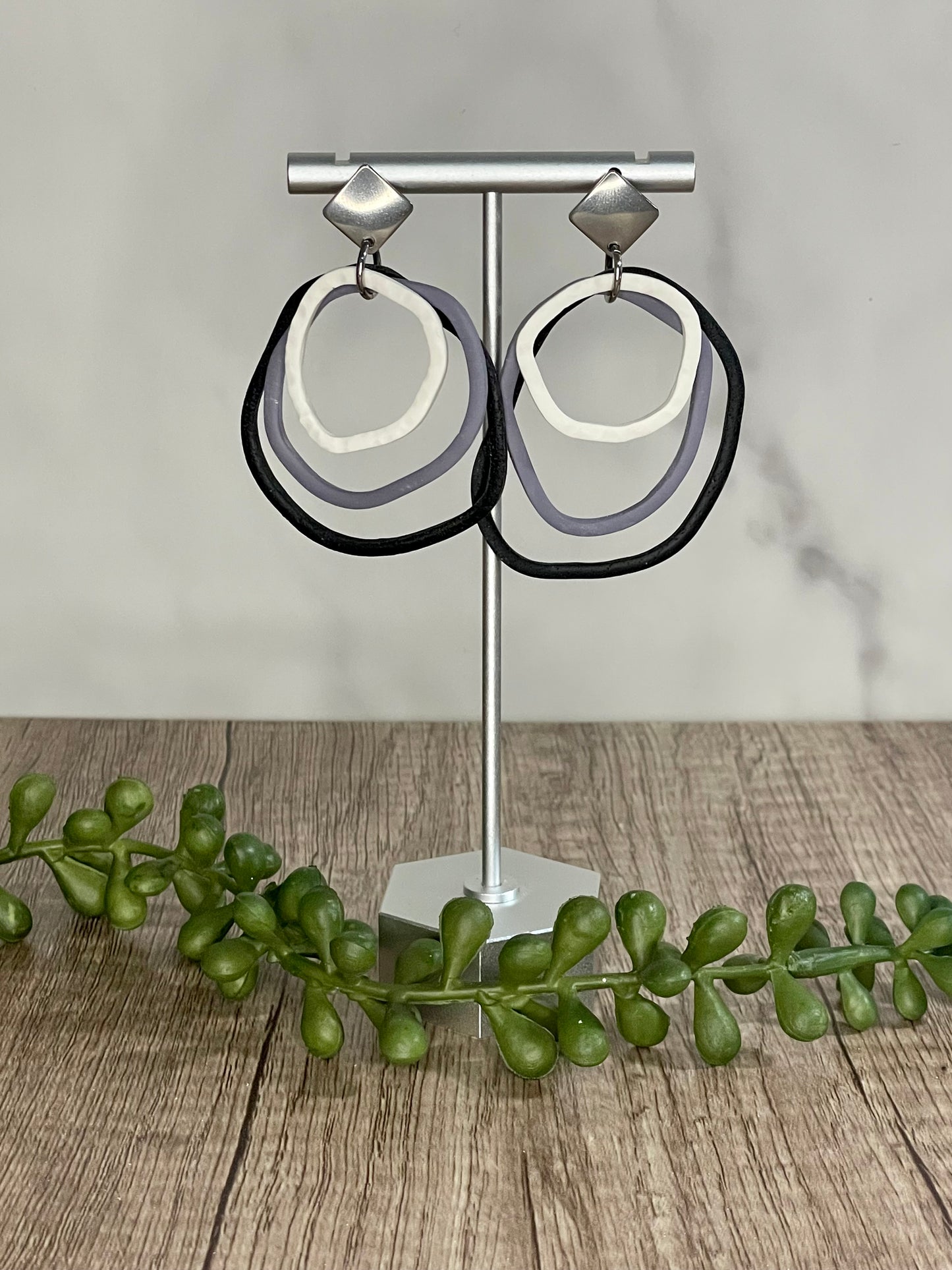 Three ring earrings