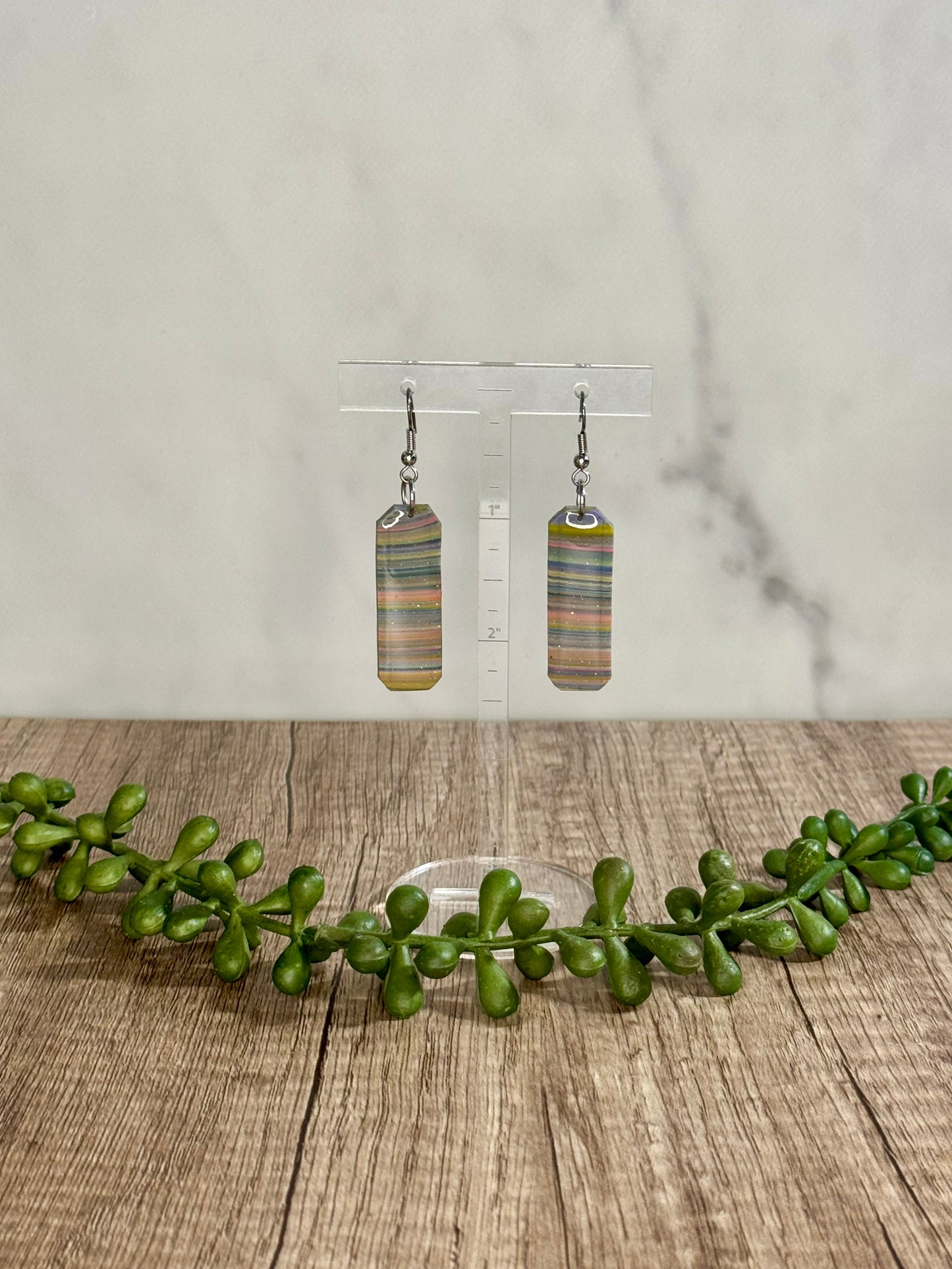 Multi-striped earrings