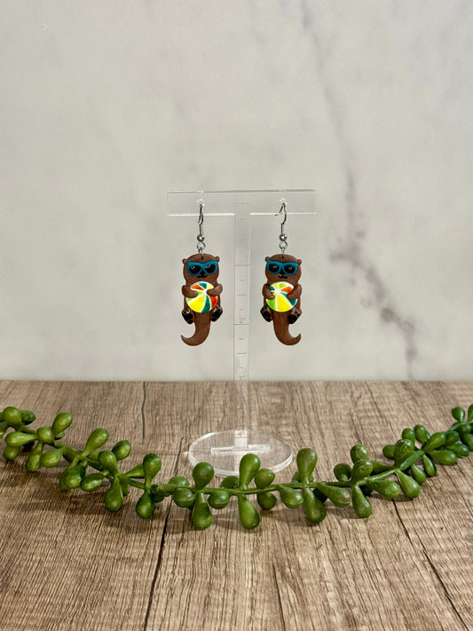 Beachy Otter earrings