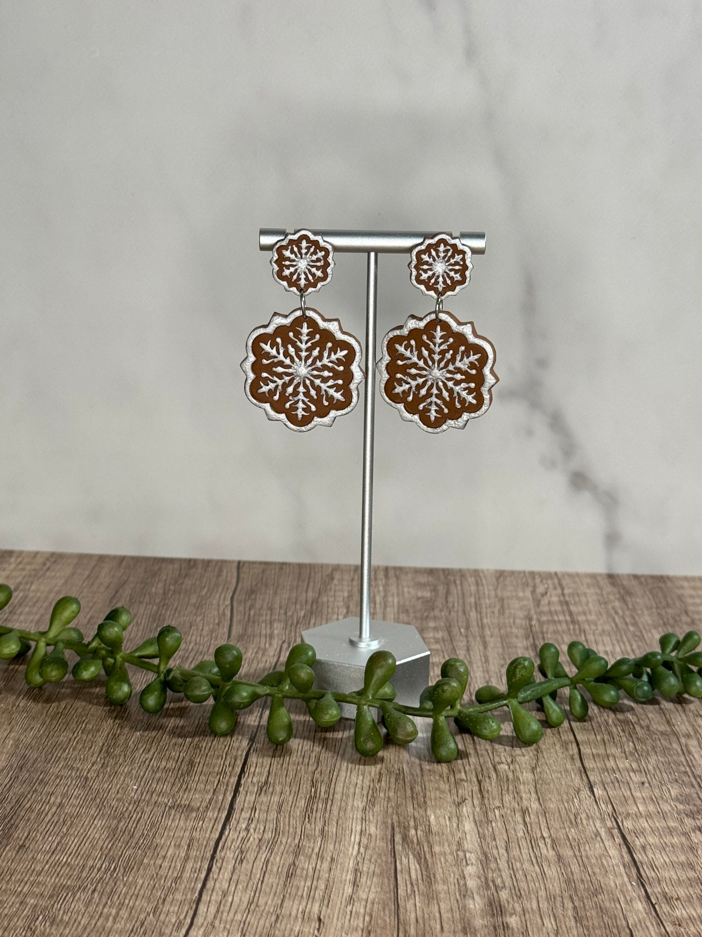 Gingerbread cookie stud dangle earrings