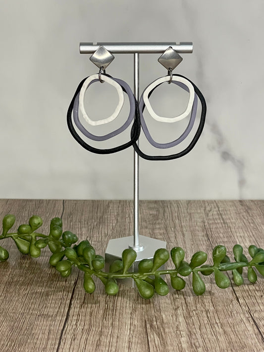 Three ring earrings